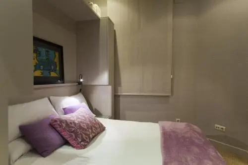 Friendly Rentals Botero II