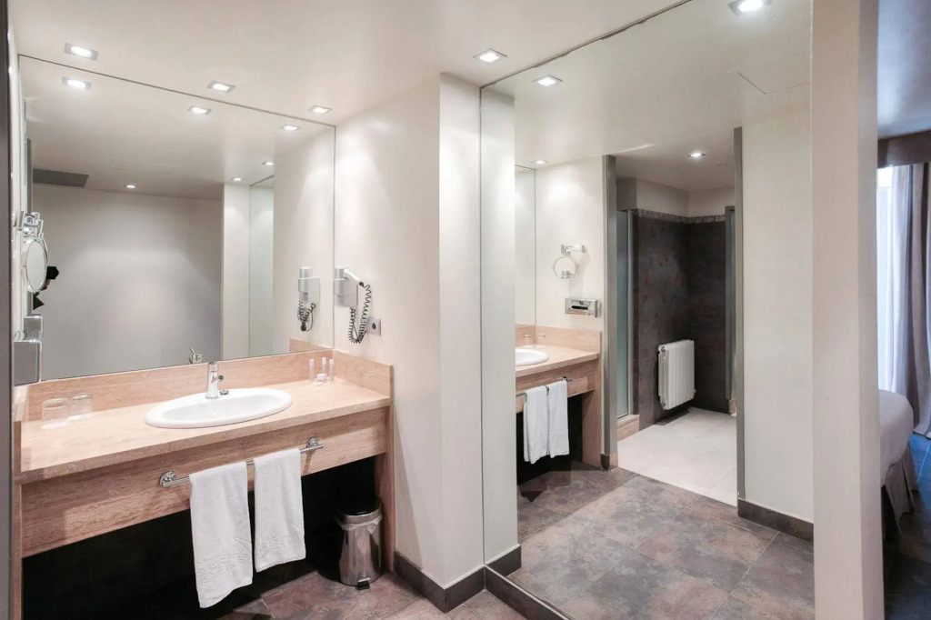 Отель Dolce by Wyndham Barcelona Resort