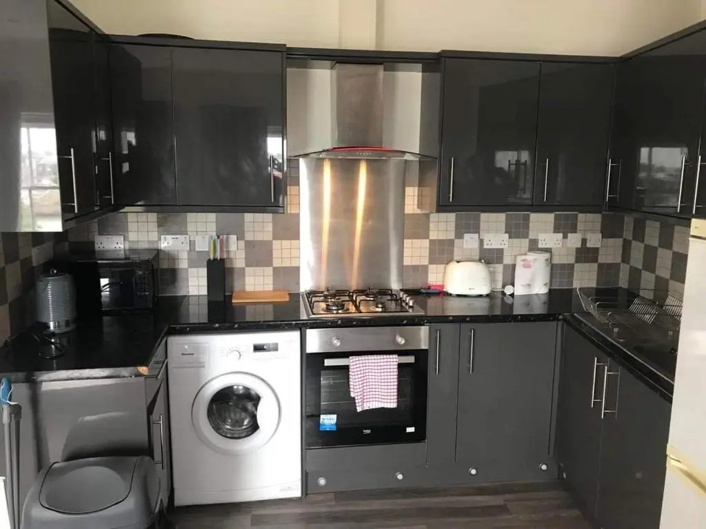 Enire New Flat With View to River Yare, H7