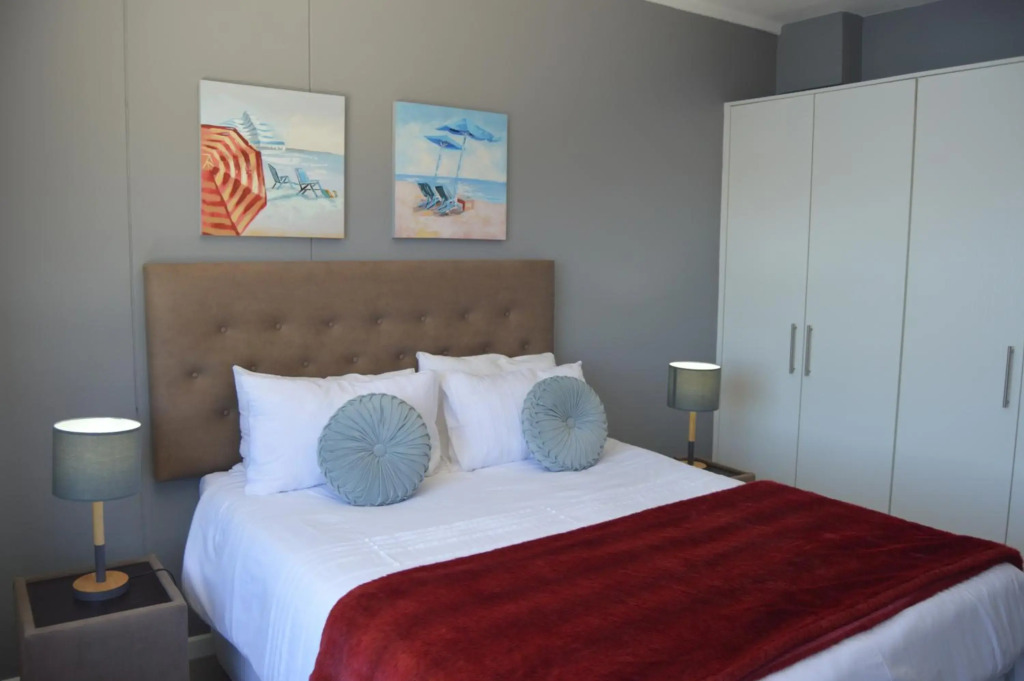 Accommodation Front - Beautiful & Spacious 4 Sleeper
