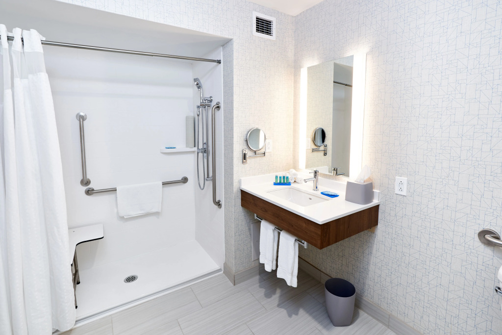 Holiday Inn Express Hotel & Suites Dieppe Airport by IHG