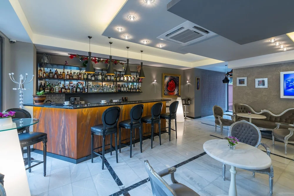 Veranova Hotel