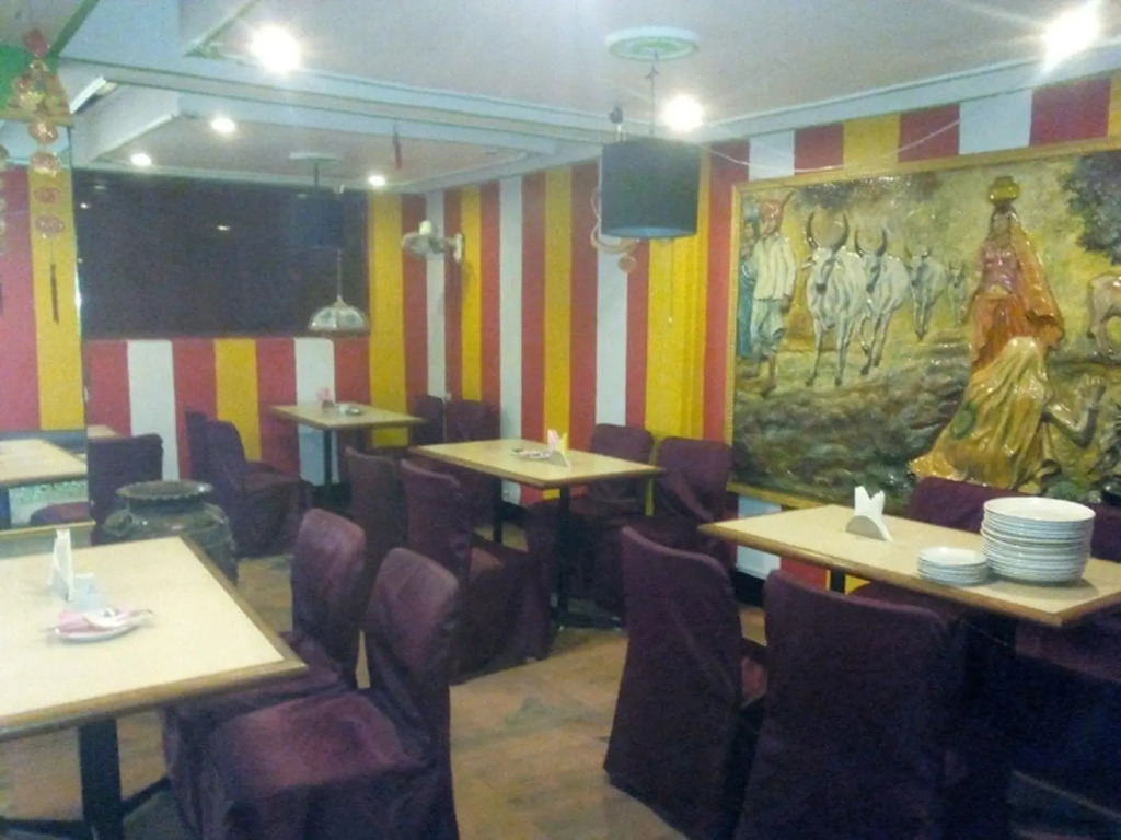 Sheelas Guest House & Restaurant