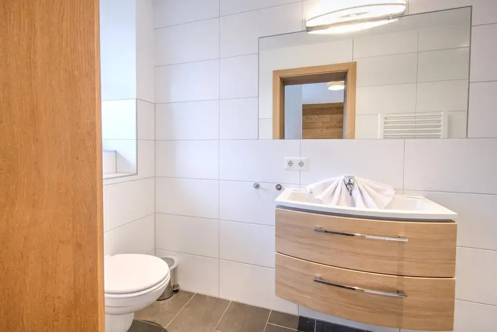 Ski-in/ski-out Brunner Apartment Top 2