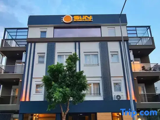 Sun Suites