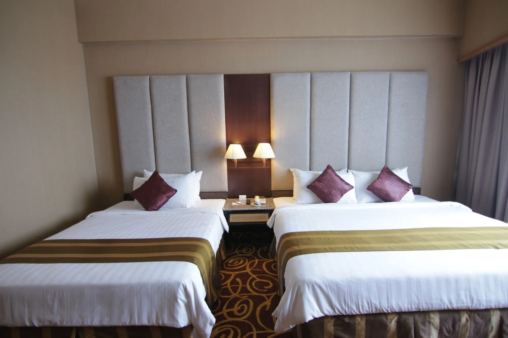 Mega Hotel