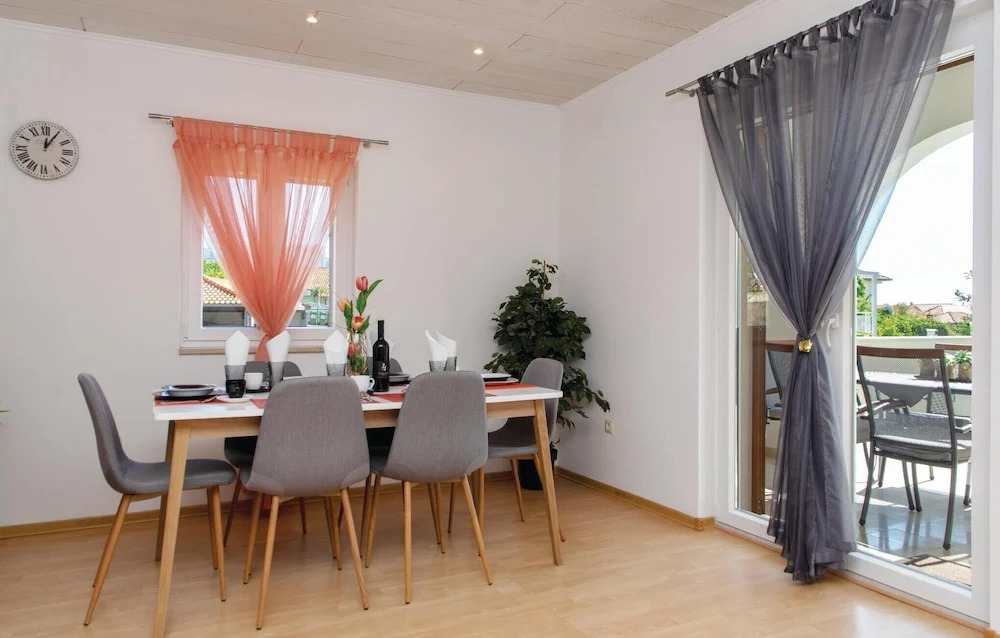 Stunning Home in Orebic With Wifi and 2 Bedrooms