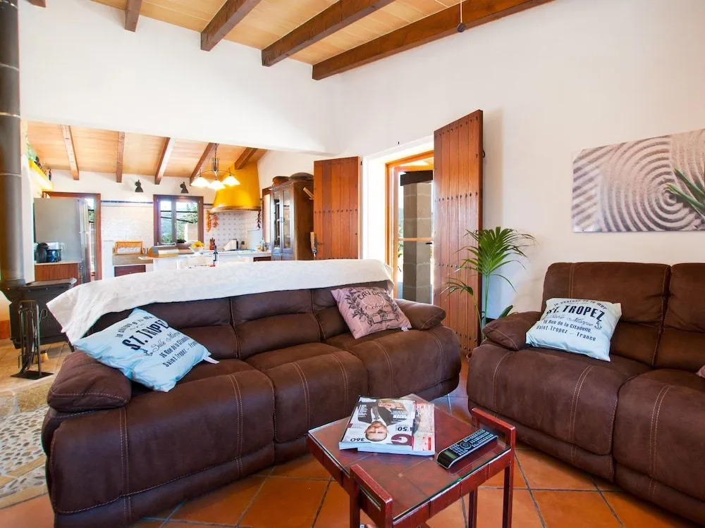 Villa Son Fe By homevillas360