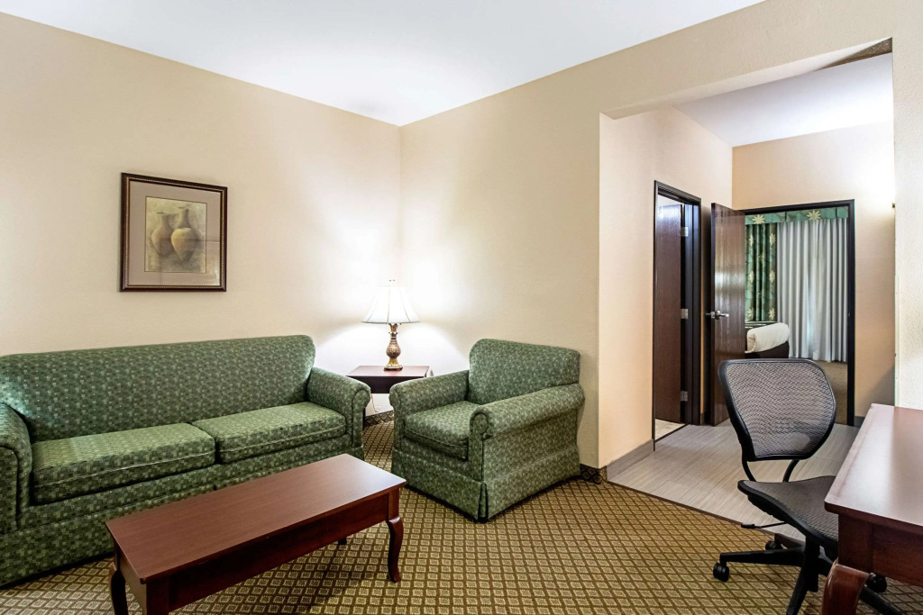 Quality Inn & Suites Robstown