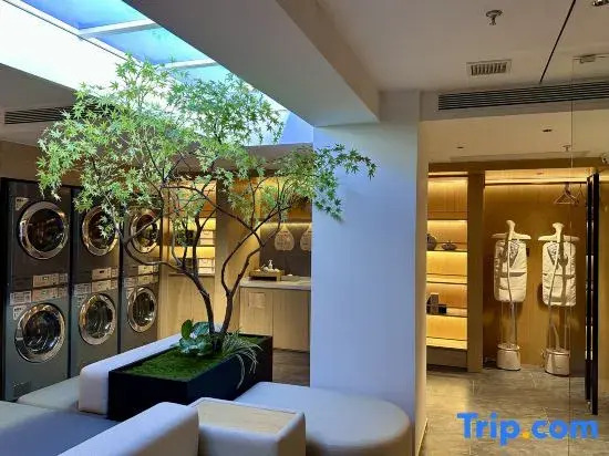 Shanghai xujiahui Jianguo Hidden Hotel