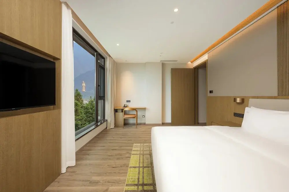 Holiday Inn Jiuhua Mountain Hot Spring by IHG