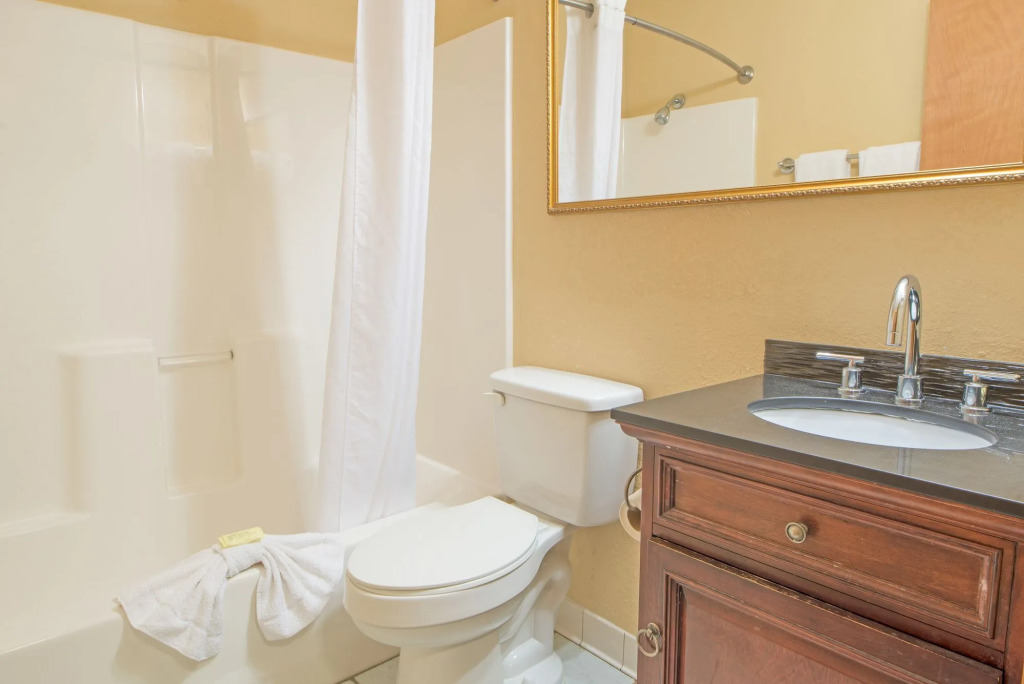 Hospitality Inn - Jacksonville