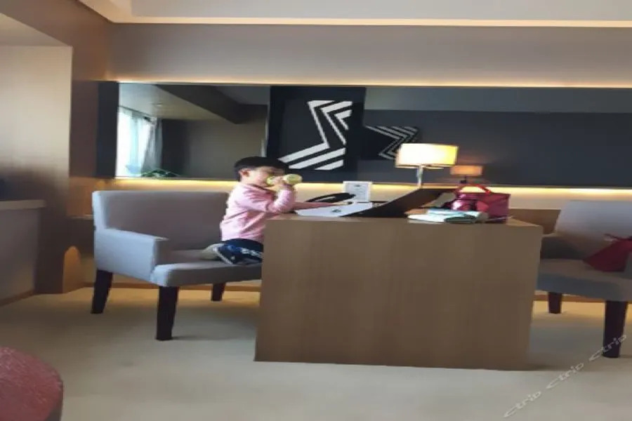 Love Life Hotel Wanda
