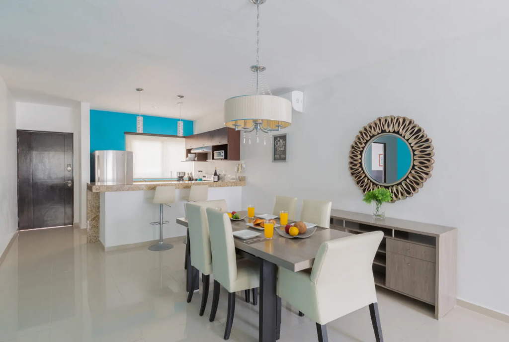 Stunning 3BR PH | Great Amenities & GYM | Best WiFi | 2 Stories