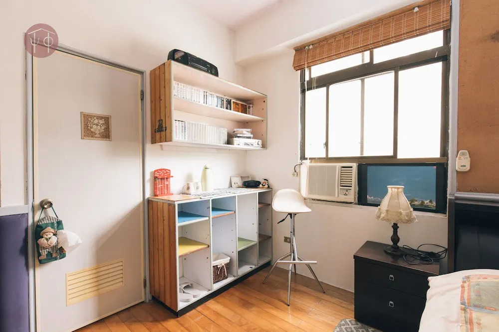Studio 1318