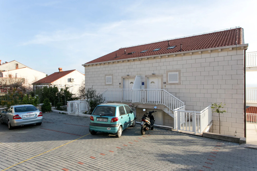 Apartments Carmelitta