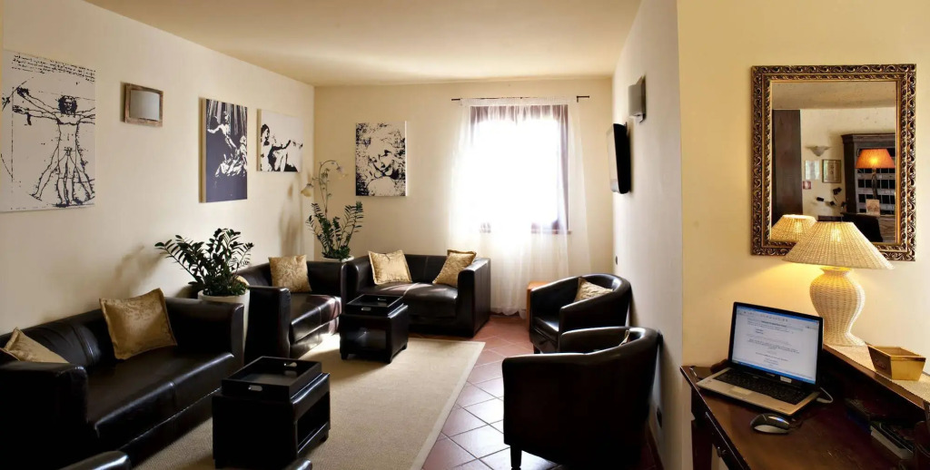 Hotel & Restaurant Casolare Le Terre Rosse