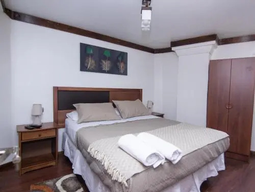 Hostel Lucia Suites
