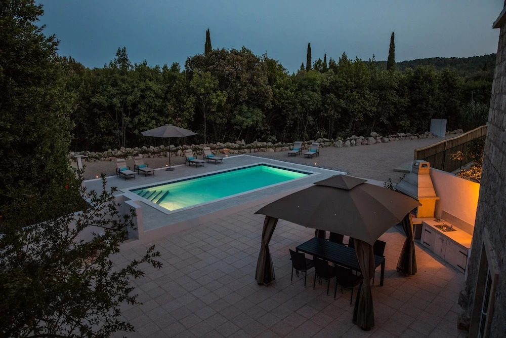 Hedera Estate, Villa Hedera IX