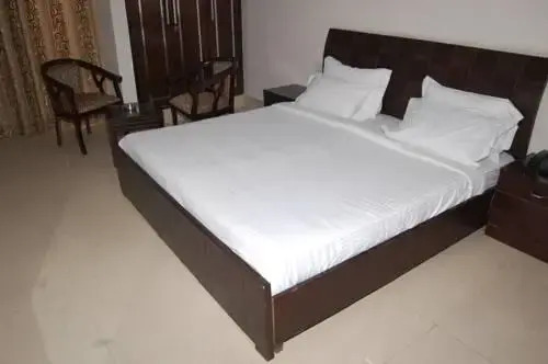Khushi Inn Bed & Breakfast