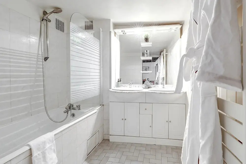 Cozy 2BR in the Heart of Île Saint-Louis