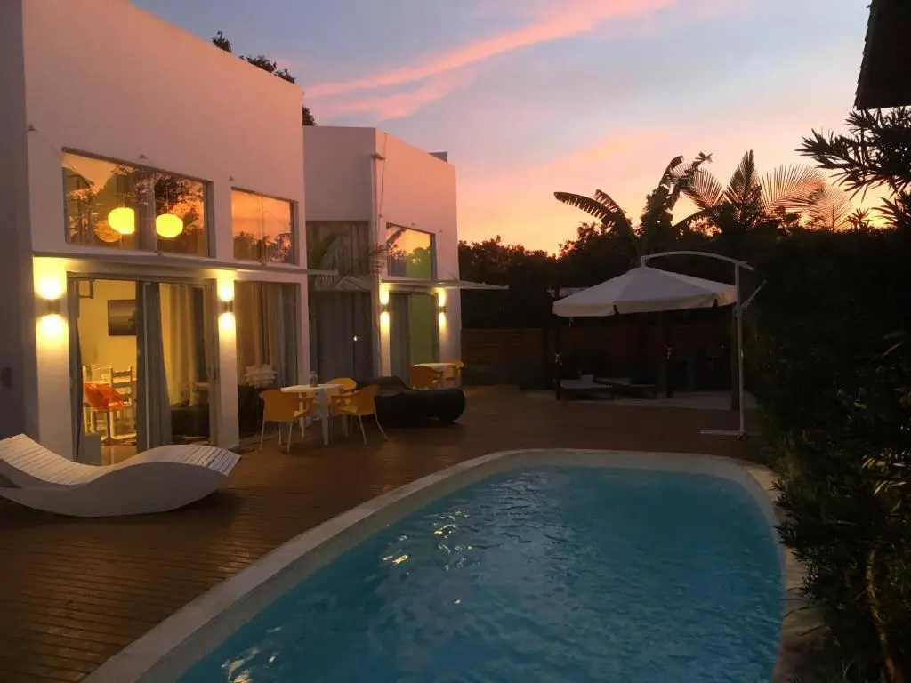 Stylish Beach House with pool
