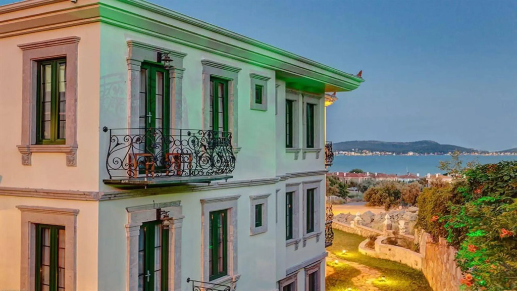 Cunda Esen Hotel