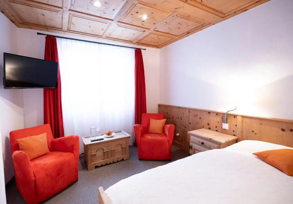 Hotel Garni Engiadina - Boutique Hotel