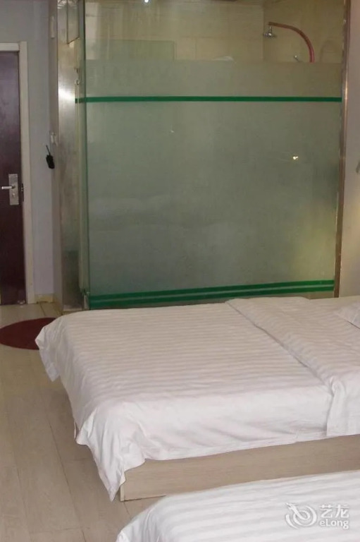 Anyang Lechao Hotel (Railway Station)(安阳乐巢宾馆（火车站店）)