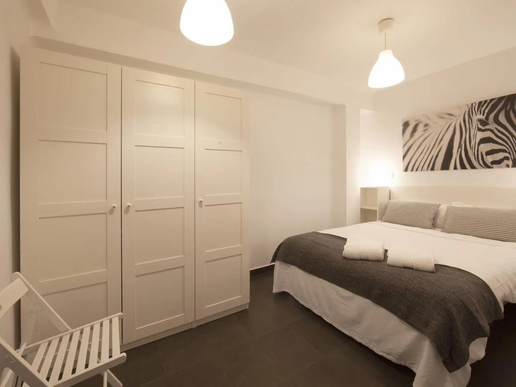 CERVANTES Apartment 25 2BT 2BR