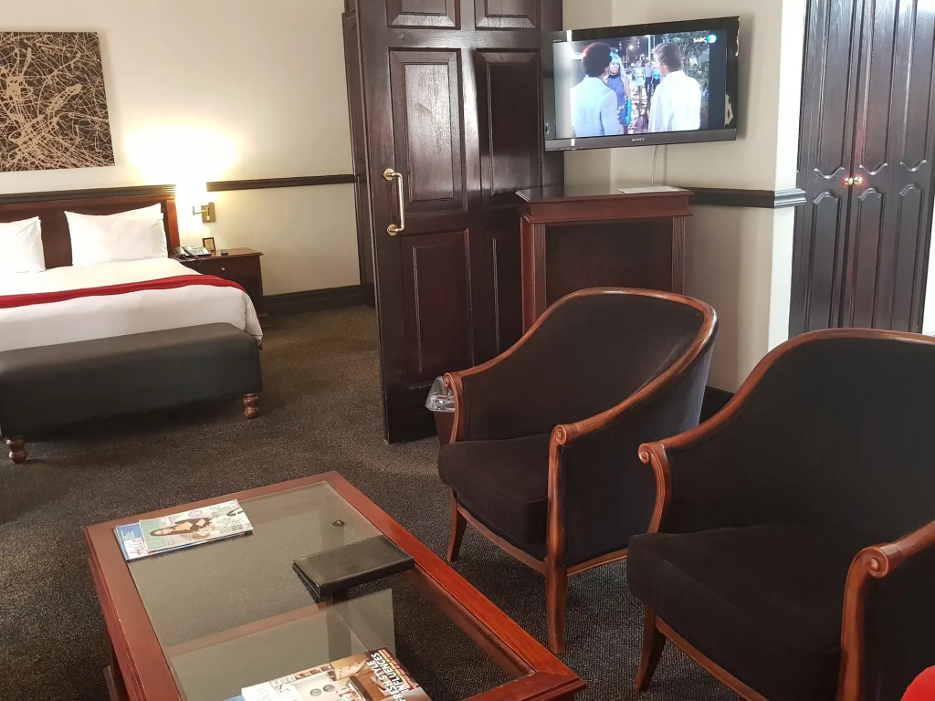 Court Classique Suite Hotel