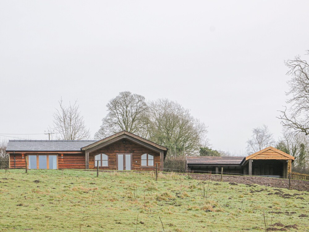 Hillside Lodge