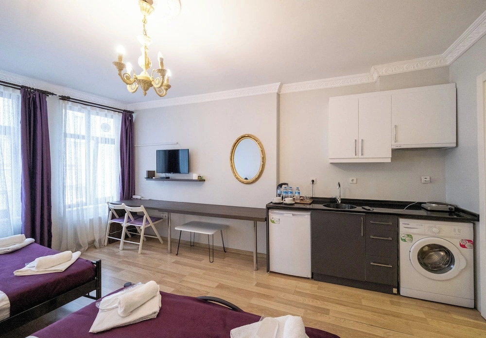 Frame Luxury Apartments