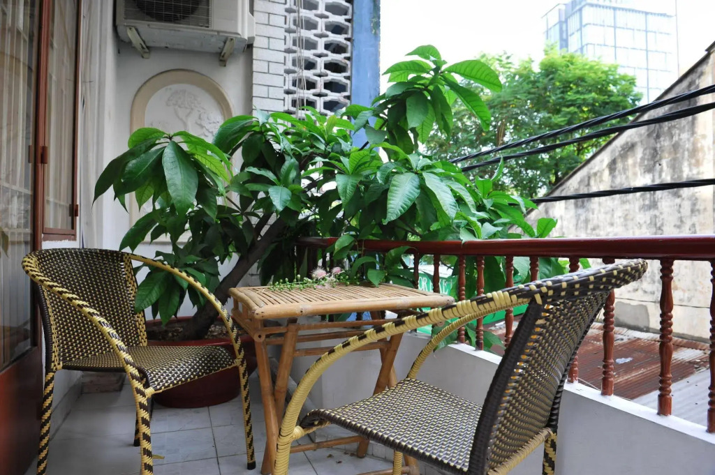 N Dung Hotel