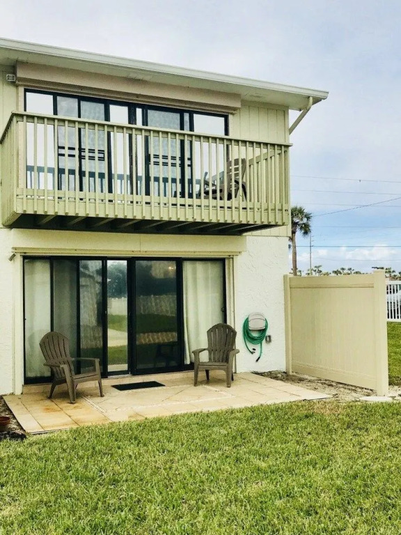 Oceanside Village C1 - 2 Br Townhouse