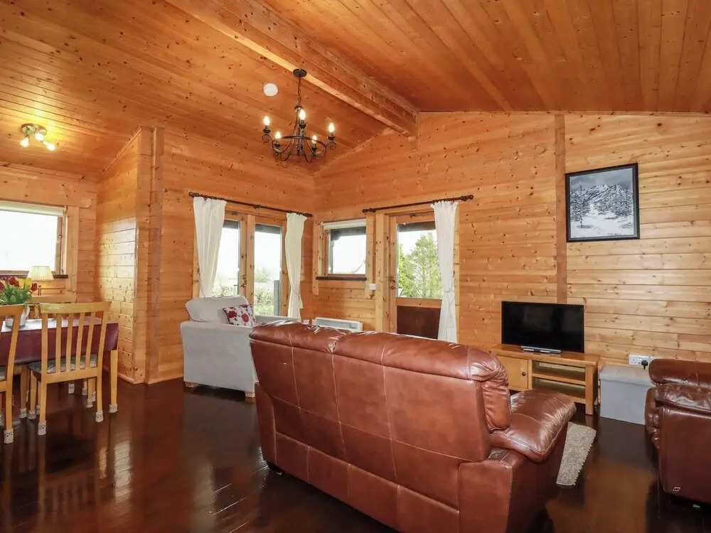 Cedar Lodge
