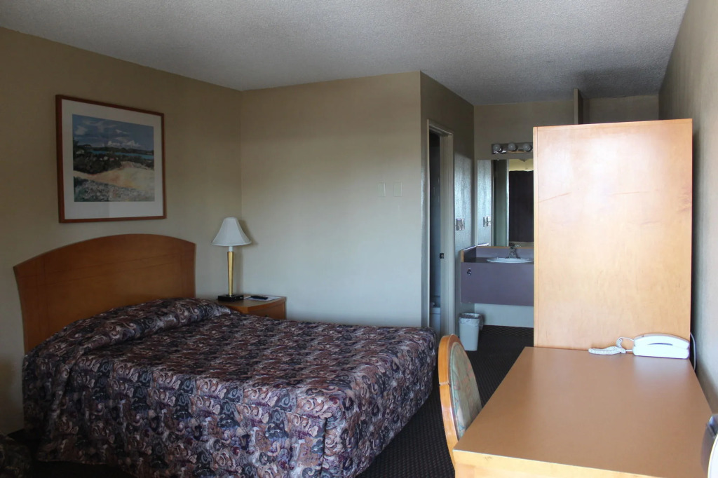 Отель Льюистона Cedars Inn Lewiston