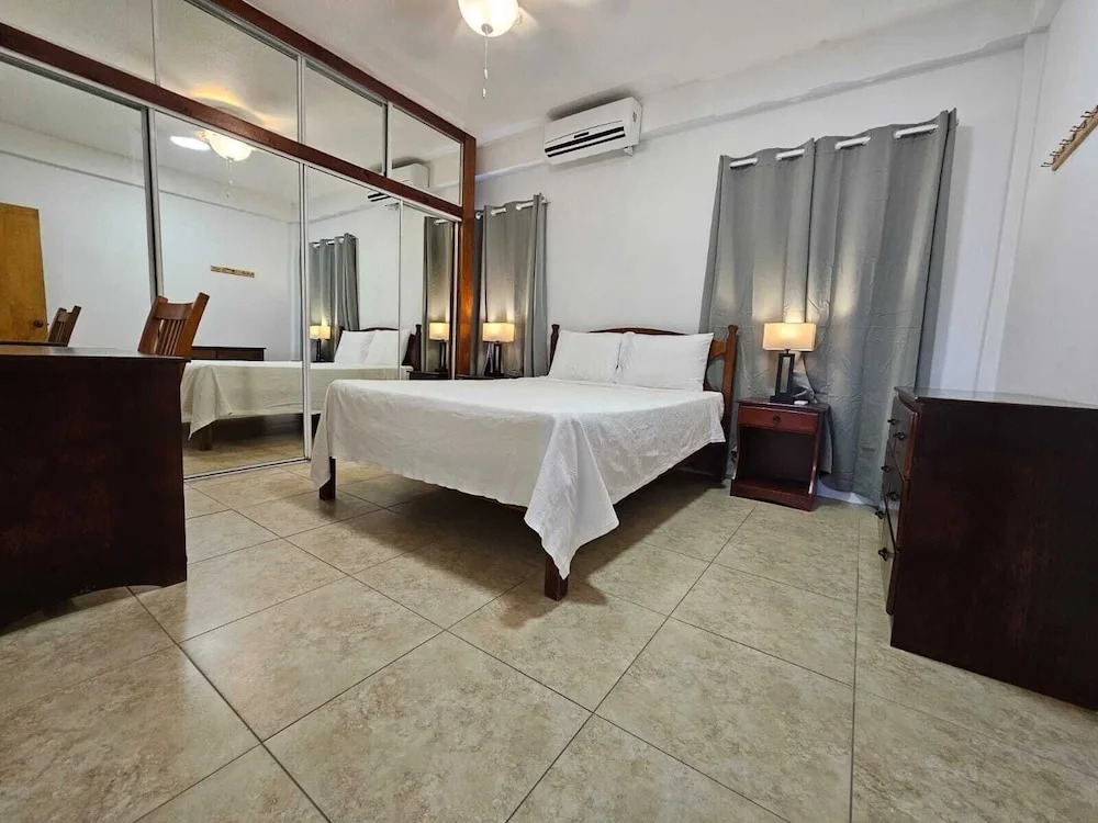 Aurela Residences