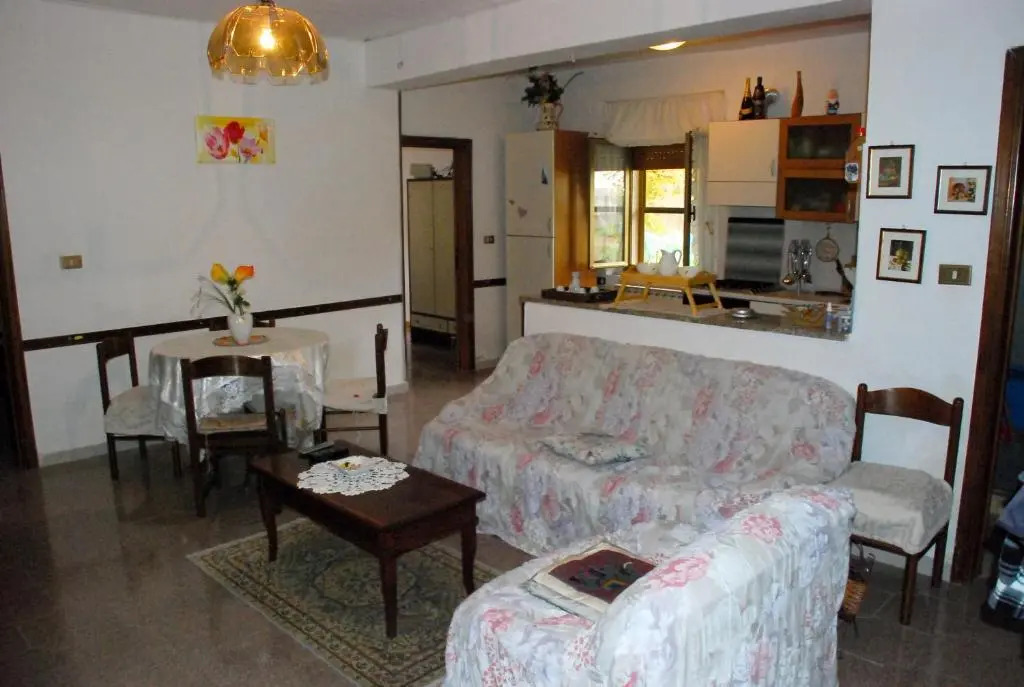 2 bedrooms appartement with furnished terrace and wifi at Castel di Ieri