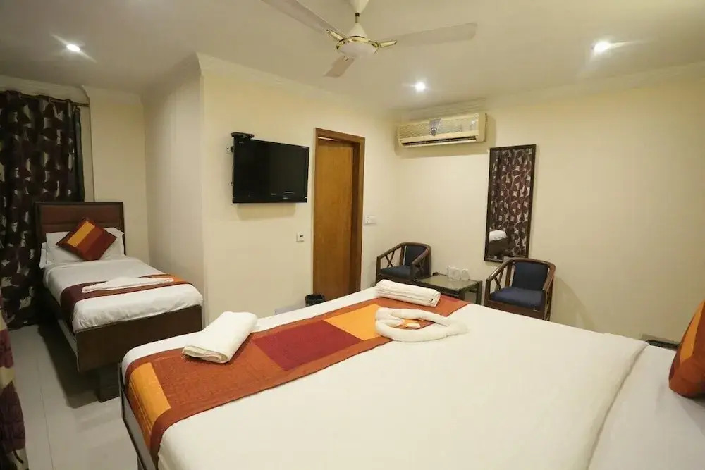 Hotel O Star Inn