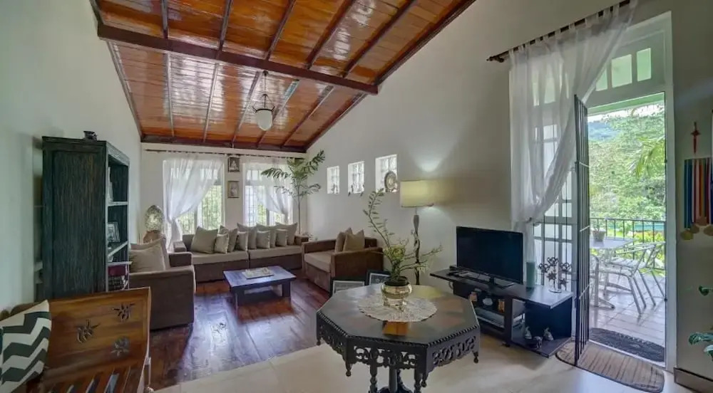 Aayu Hanthana Boutique Hotel