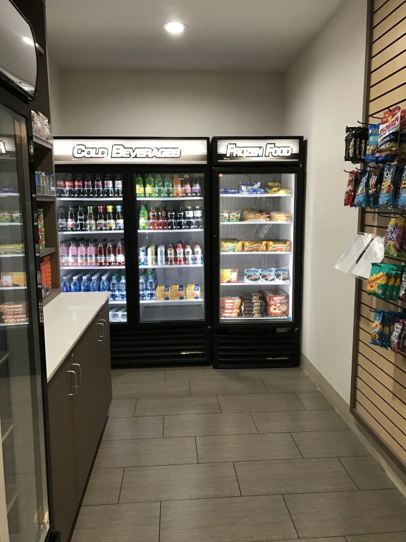 Holiday Inn Express & Suites Evansville North by IHG