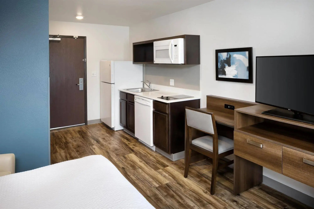 Woodspring Suites Houston IAH Airport