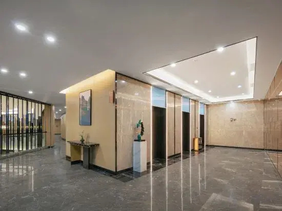 Haiyan  Kaiyuan  Yiju Hotel