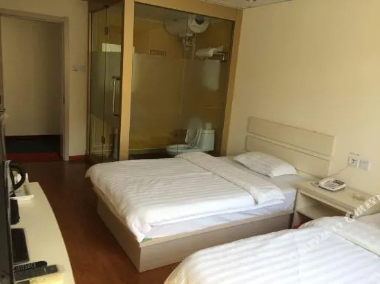 Yuying Hotel (North Railway Station)