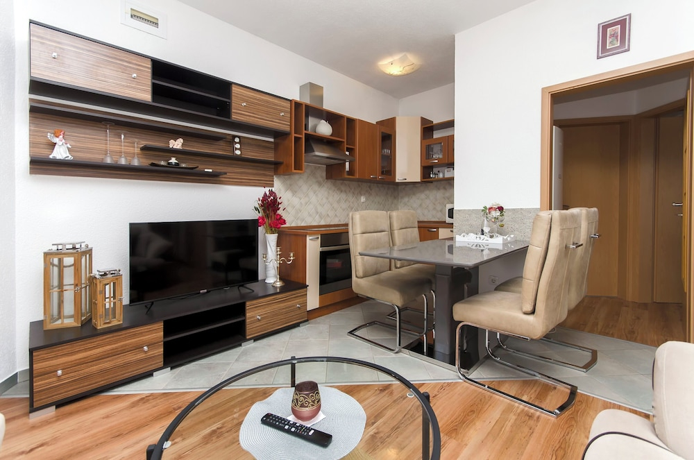 Apartmani Ana Juricev Vodice