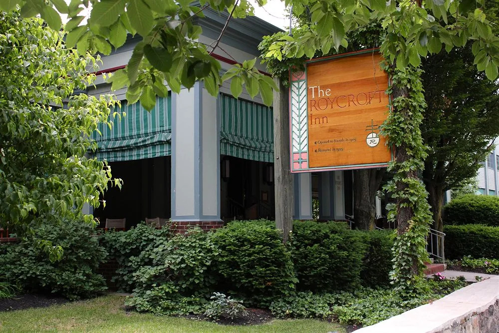 Roycroft Inn