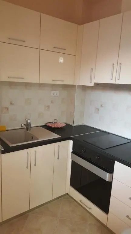 Nikolina Apartments