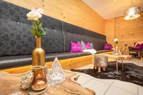 Enjoy The Alps - Aparthotel