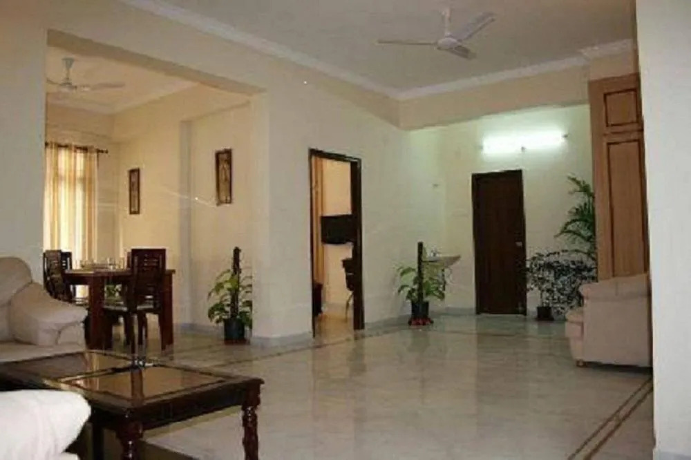 Swan Suites